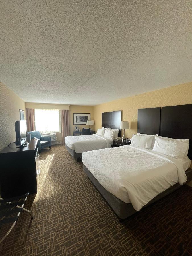 Holiday Inn Express Philadelphia Penn'S Landing By Ihg Exterior photo