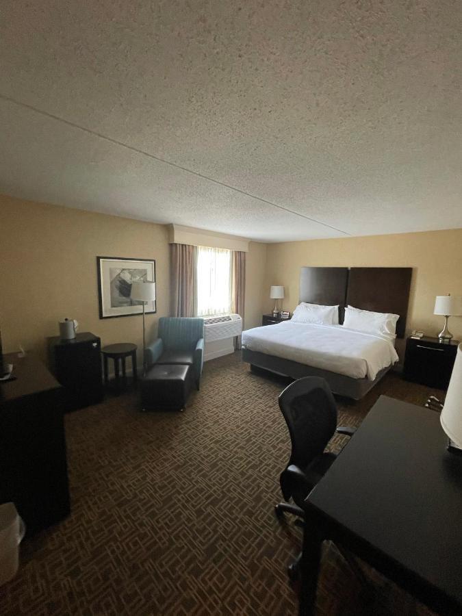 Holiday Inn Express Philadelphia Penn'S Landing By Ihg Exterior photo