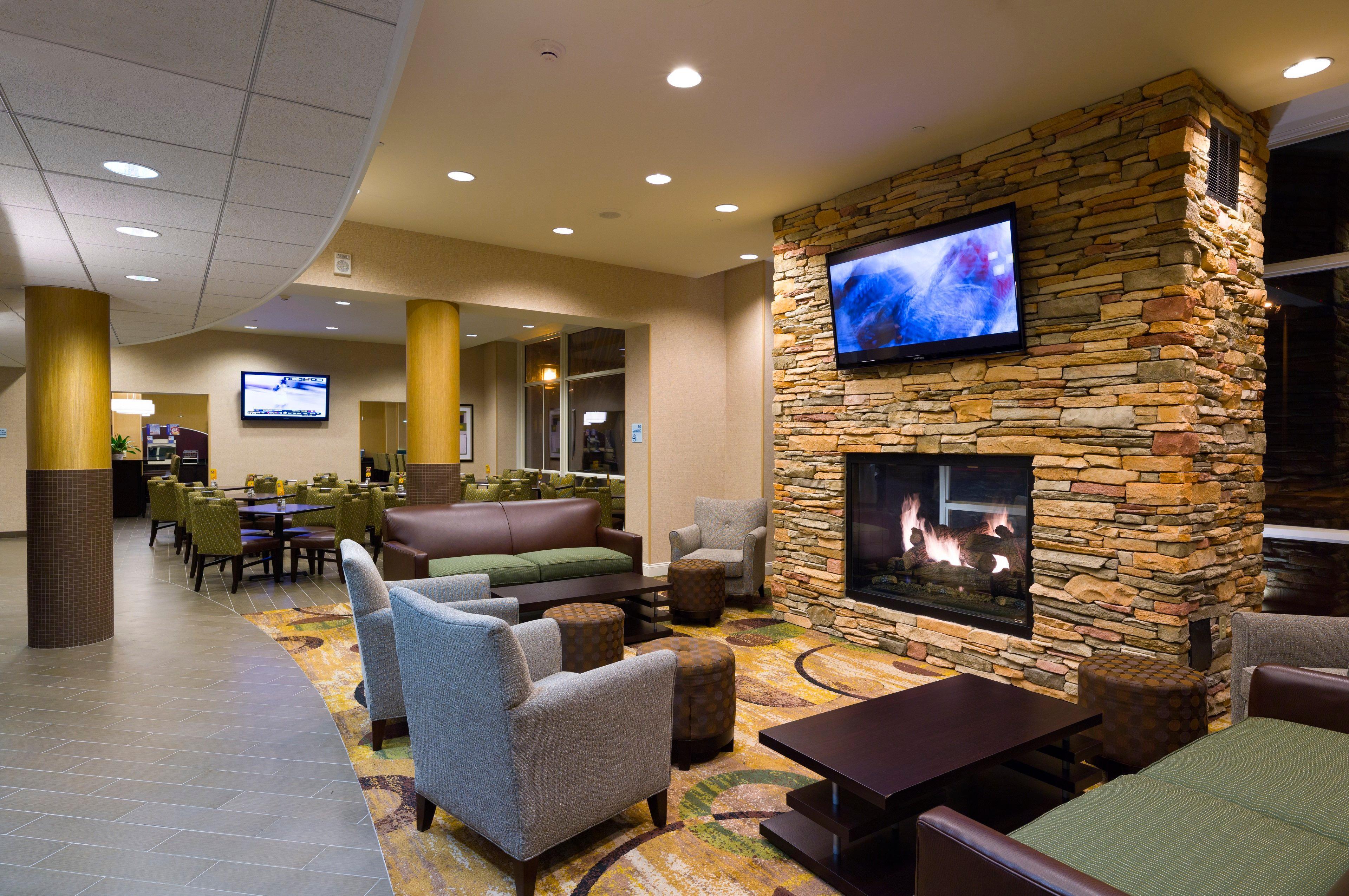 Holiday Inn Express Philadelphia Penn'S Landing By Ihg Exterior photo