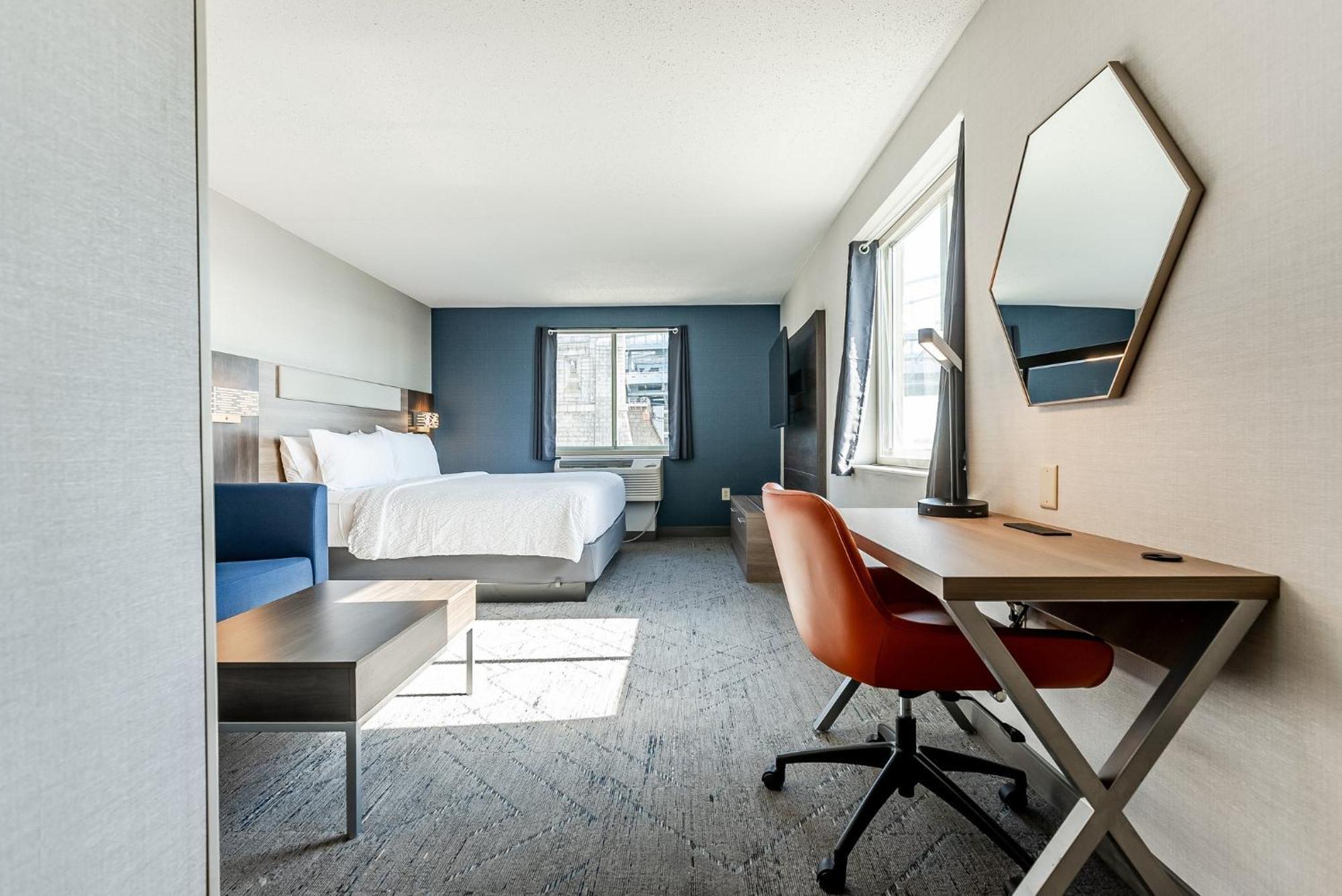 Holiday Inn Express Philadelphia Penn'S Landing By Ihg Exterior photo