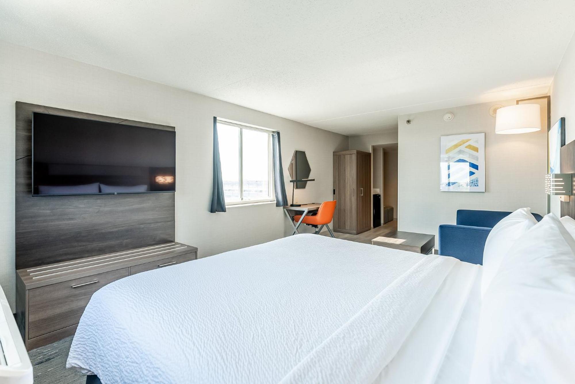 Holiday Inn Express Philadelphia Penn'S Landing By Ihg Exterior photo
