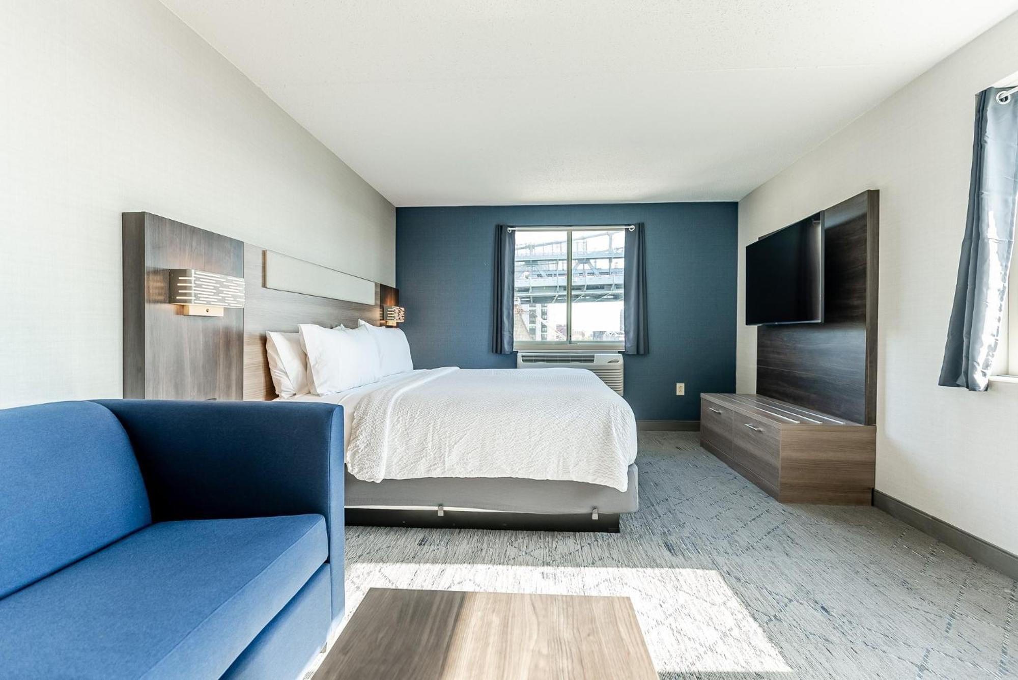 Holiday Inn Express Philadelphia Penn'S Landing By Ihg Exterior photo